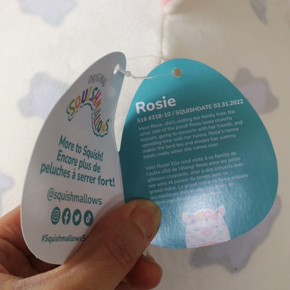 Squishmallow 16 inches Rosie, spotted cow - Picture 6 of 6